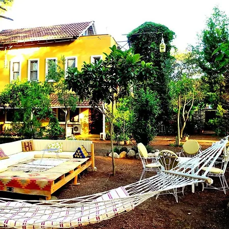 Daphne House Гостевой дом Олимпос